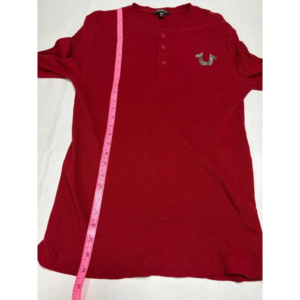 True Religion Mens Red Waffle Knit Henley Long Sleeve Horseshoe Logo Shirt L